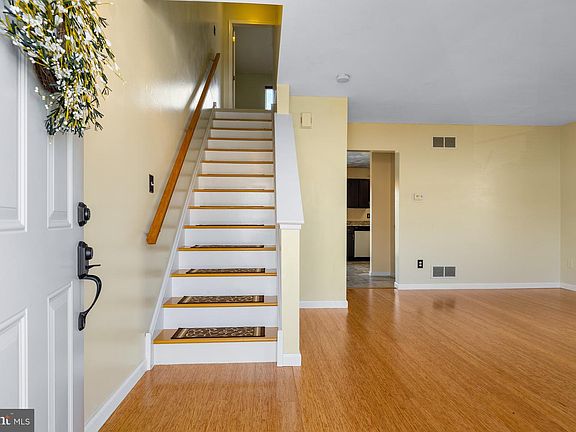 2nd image of 127 Rosie Dr