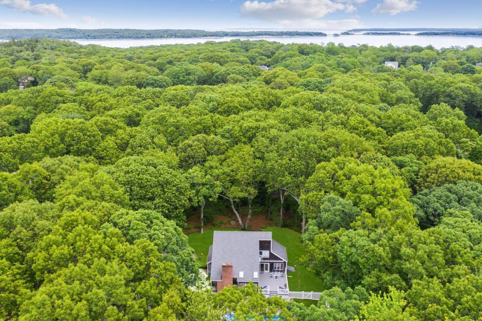21 Stock Farm Ln, Sag Harbor, NY 11963 | Out East