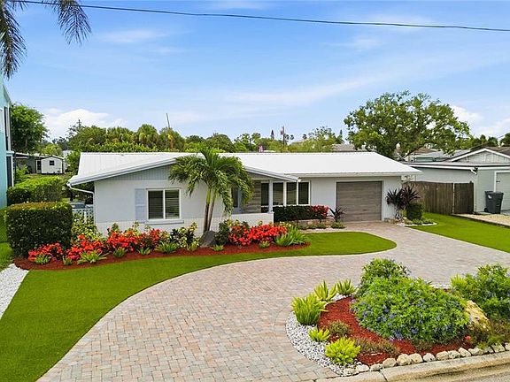 2nd image of 720 Ixora Ave