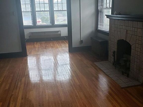 4th image of 150 Fairfield Ave APT 4