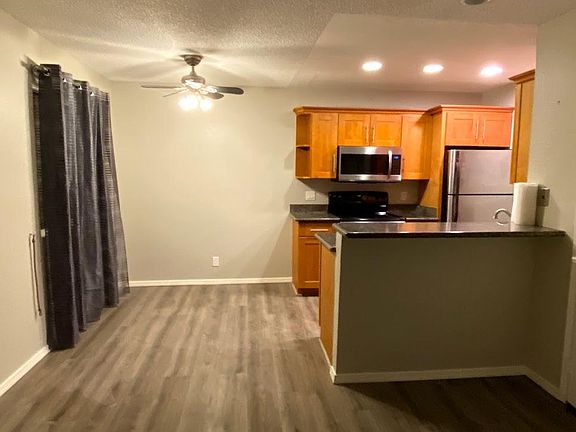 4th image of 383 Mandarin Dr #4
