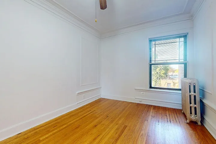 5300-5308 S. Greenwood Avenue — Photo 15