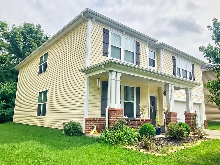 2409 Pear Tree Ln — Photo 16