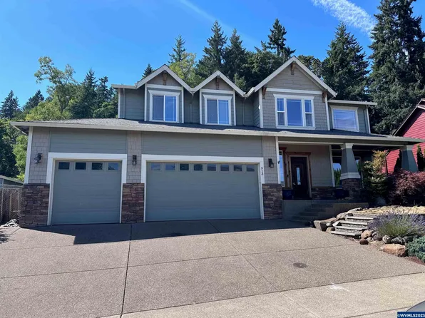 913 Sun Valley Ave, Silverton, OR 97381