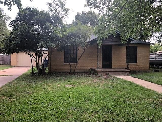 1st image of 2209 Elizabeth Dr
