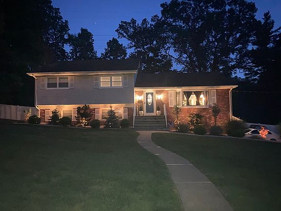 2nd image of 16 Eton Dr
