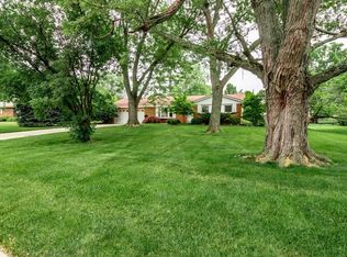 2531 E Whipp Rd, Centerville, OH 45440