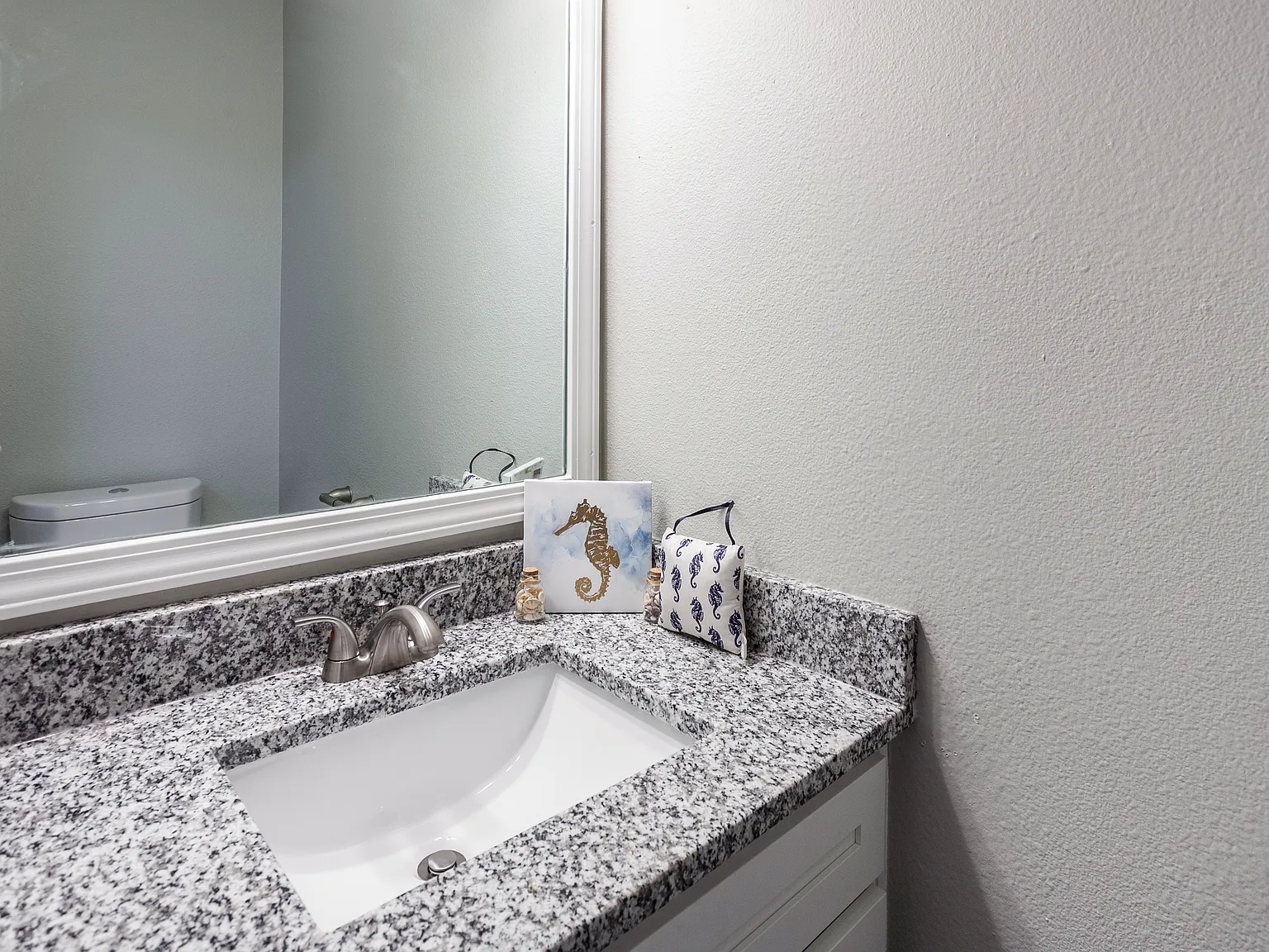 2 bed, 1.5 bath, 1000 sqft, $1,096 — Photo 3
