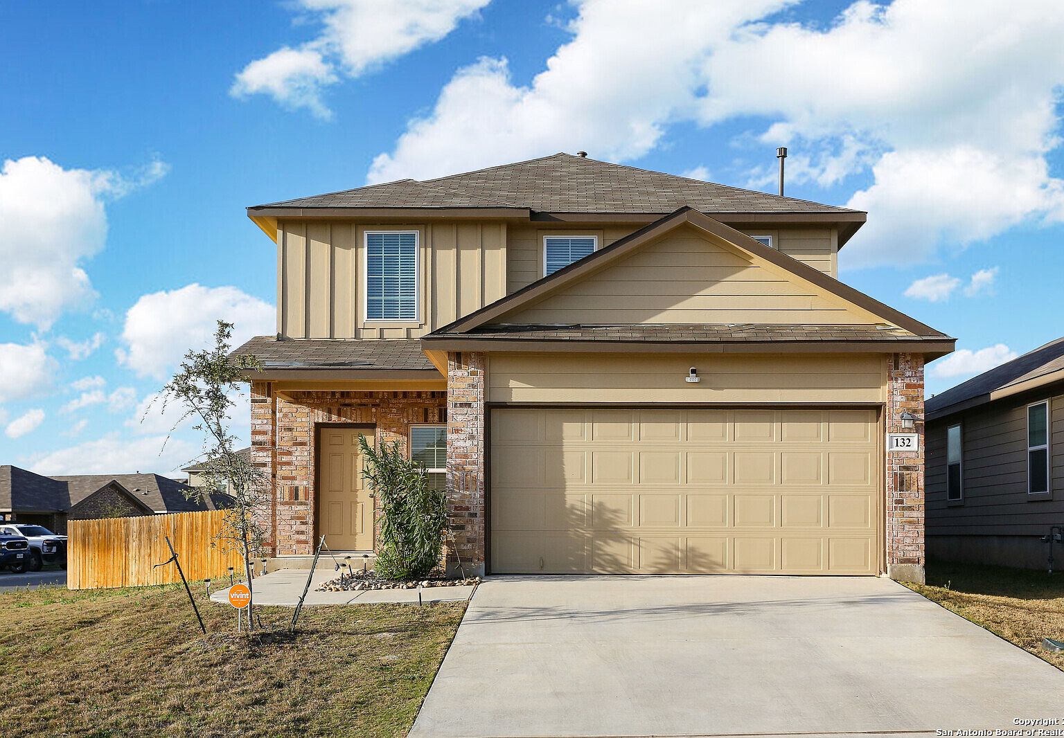 132 Bunkers Hill