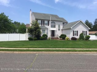 76 Carolyn Ct, Eatontown, NJ 07724