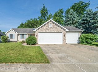2637 Hydra Dr, Lansing, MI 48911