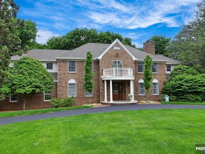 627 Kuliana Ct, Franklin Lakes, NJ, 07417