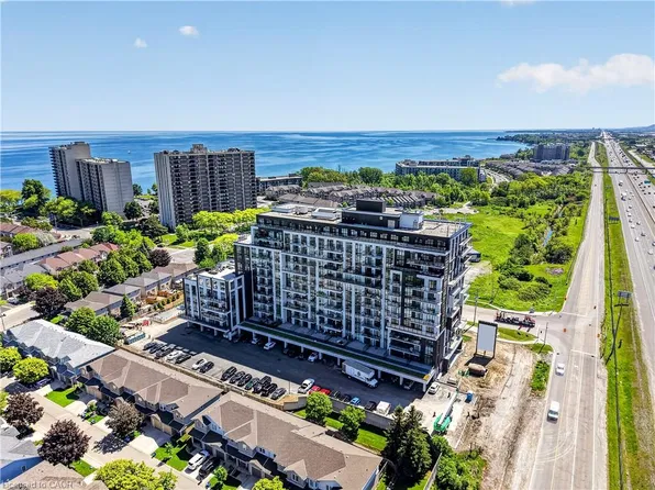 461 Green Rd #707, Hamilton, ON L8E 5W9