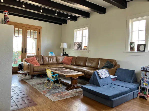 328 Woodside Rd, Pittsburgh, PA 15221