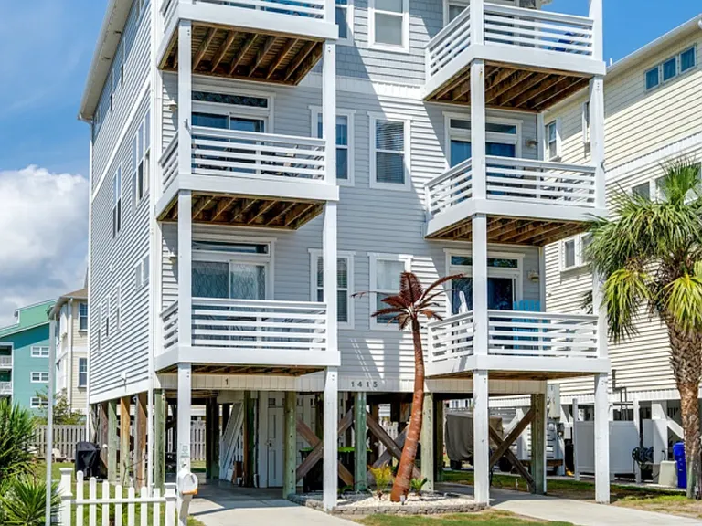 1415 Canal Dr #1 — Photo 1