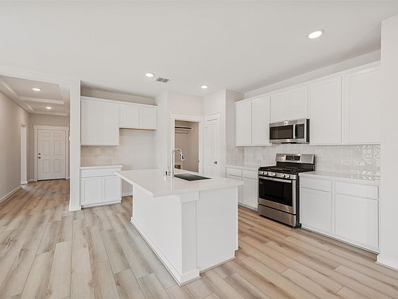 7th image of this home