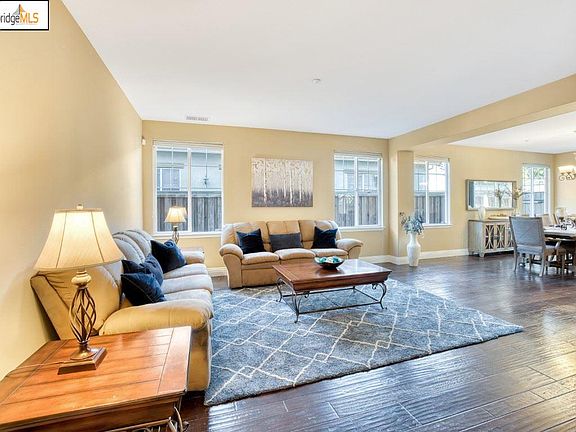 3rd image of 1744 Mediterraneo Way