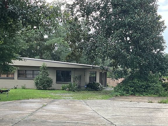 Approach from driveway