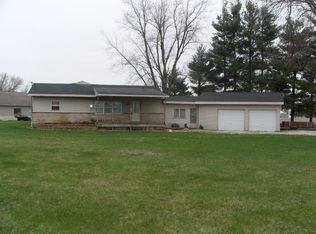 8741 11th Rd, Plymouth, IN 46563