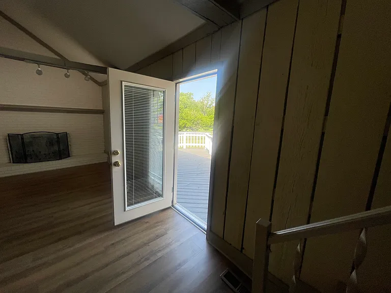 5211 River Rd — Photo 34