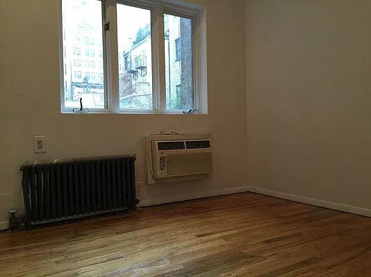 Rented by GPA Realty | media 30