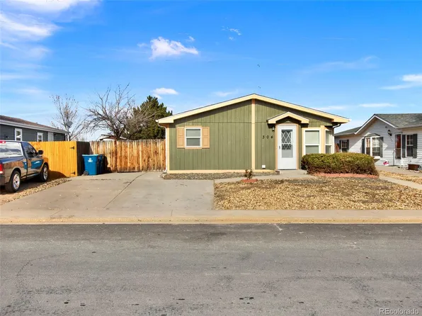 304 Locust Avenue, Lochbuie, CO 80603