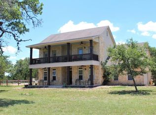 470 N Brasstown Dr, Blanco, TX 78606