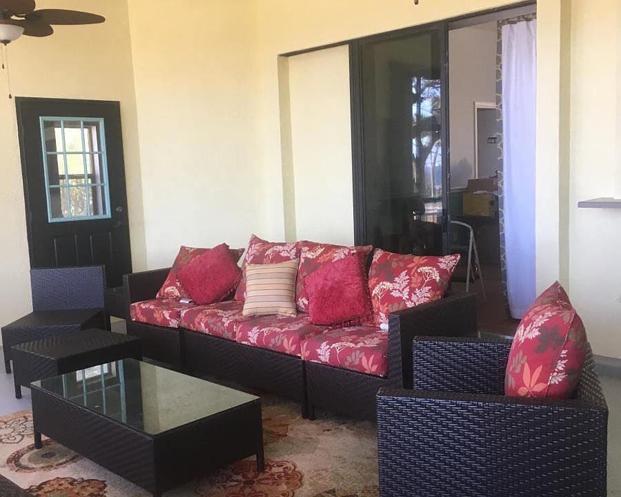 Screened in Lanai