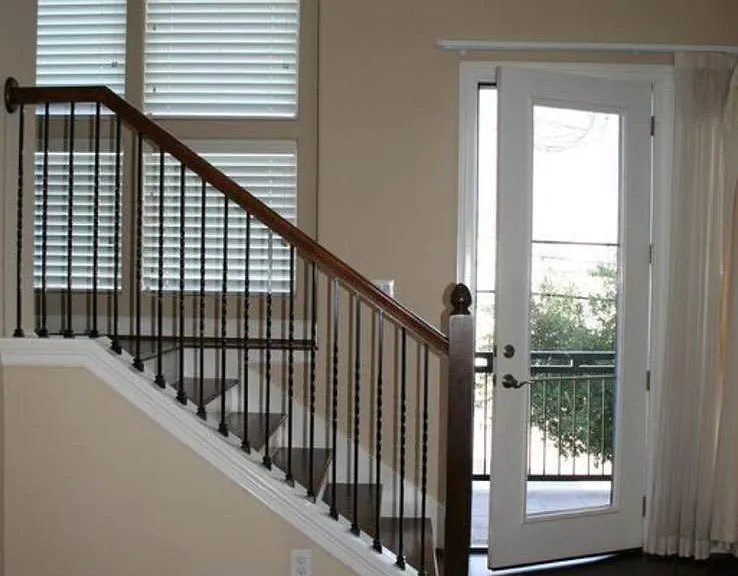 2814 Polk St — Photo 13