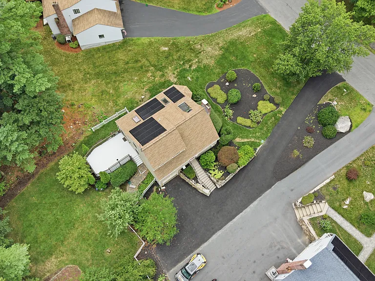 7 Sherborne Cir — Photo 31