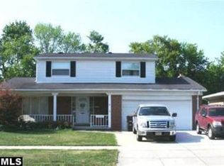 25239 Madden St, Taylor, MI 48180
