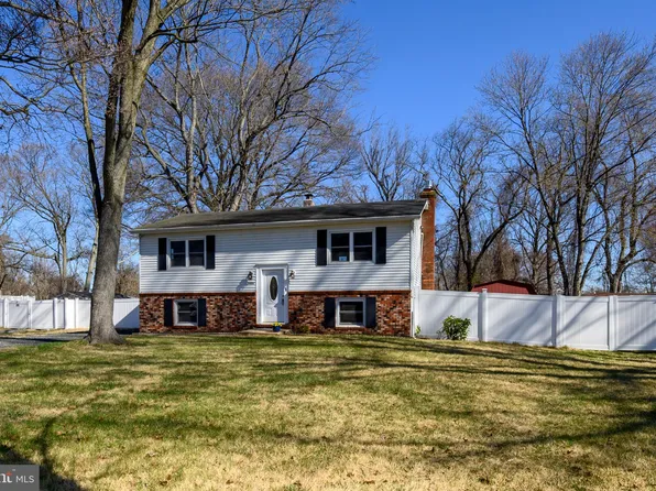 1032 Bell Ave, Glen Burnie, MD 21060