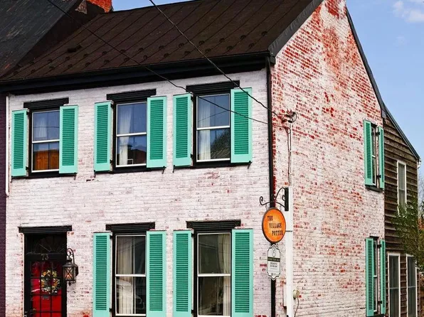 73 W Main St, New Market, MD 21774