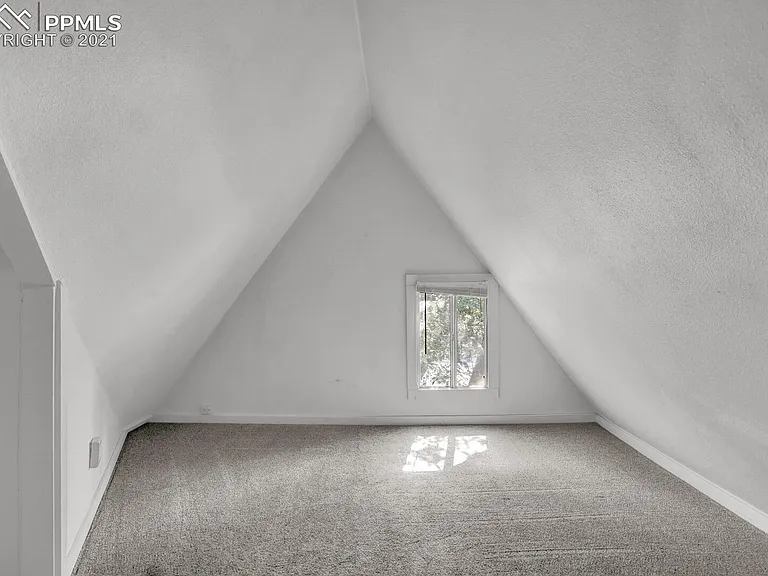 230 E San Miguel St — Photo 20