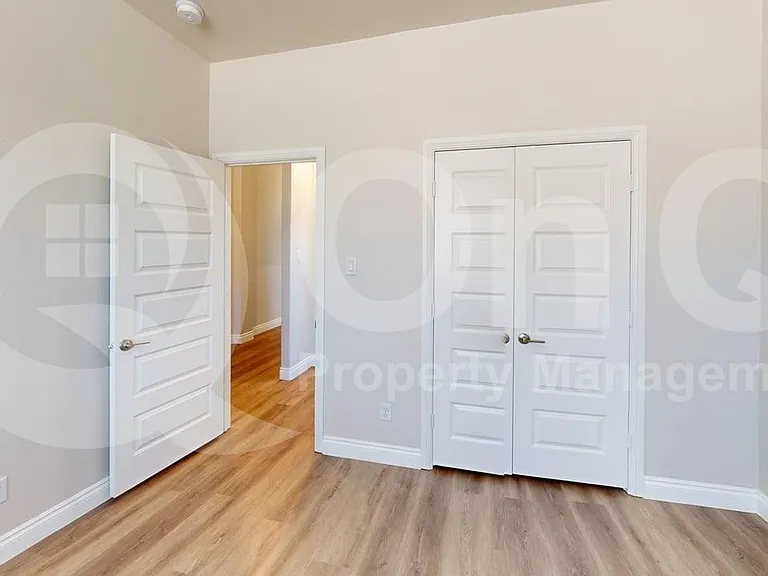 204 Rosewood Dr — Photo 21