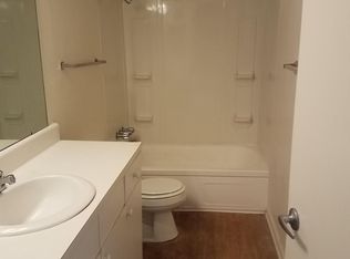 2245 University Hills Blvd APT B201, Toledo, OH 43606