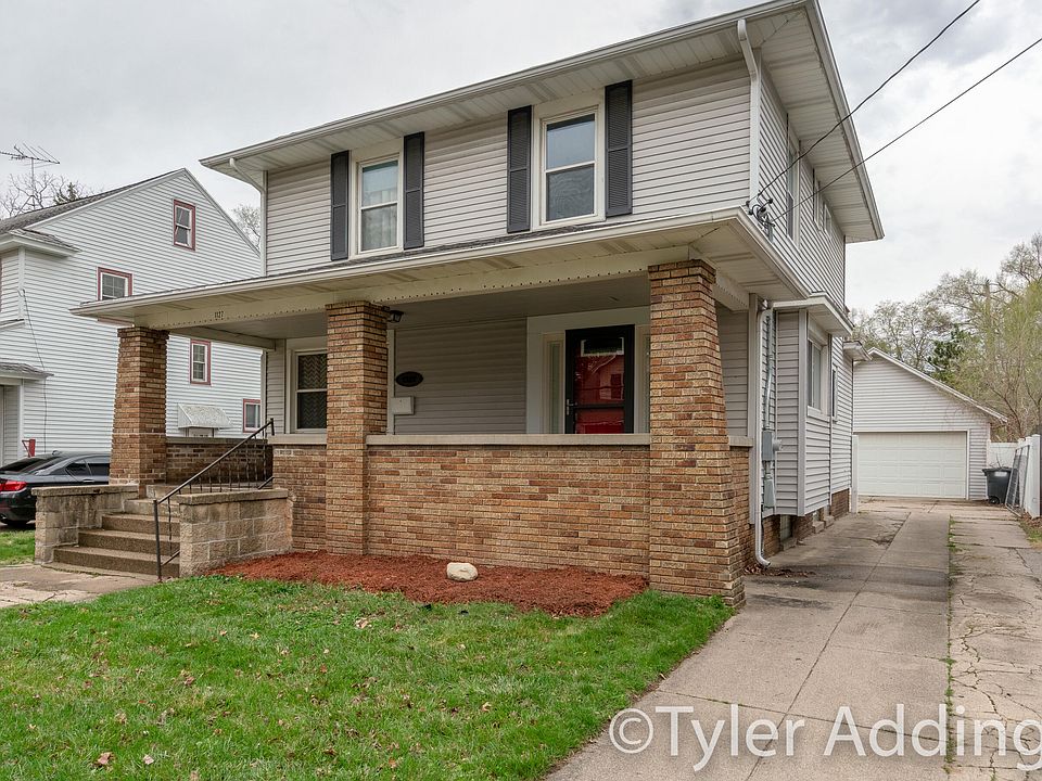 1st image of 1127 Fuller Ave SE