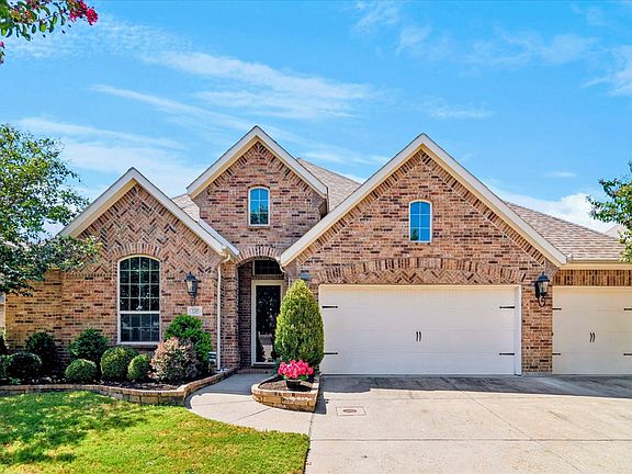 2nd image of 3205 Gerry Dr