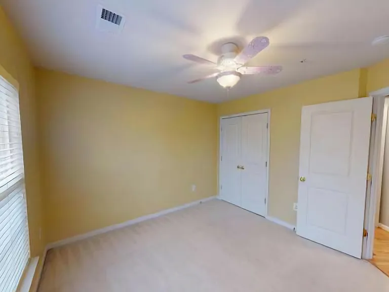 13131 Clarksburg Square Rd — Photo 11