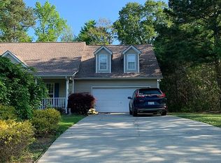 1 High Bluff Ct, Irmo, SC 29063