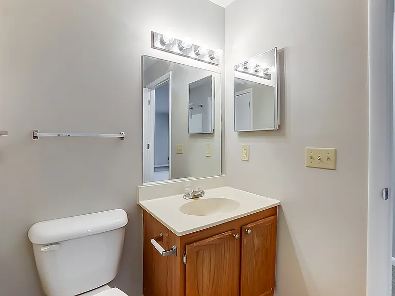 Vista Pointe Apartments — Photo 15