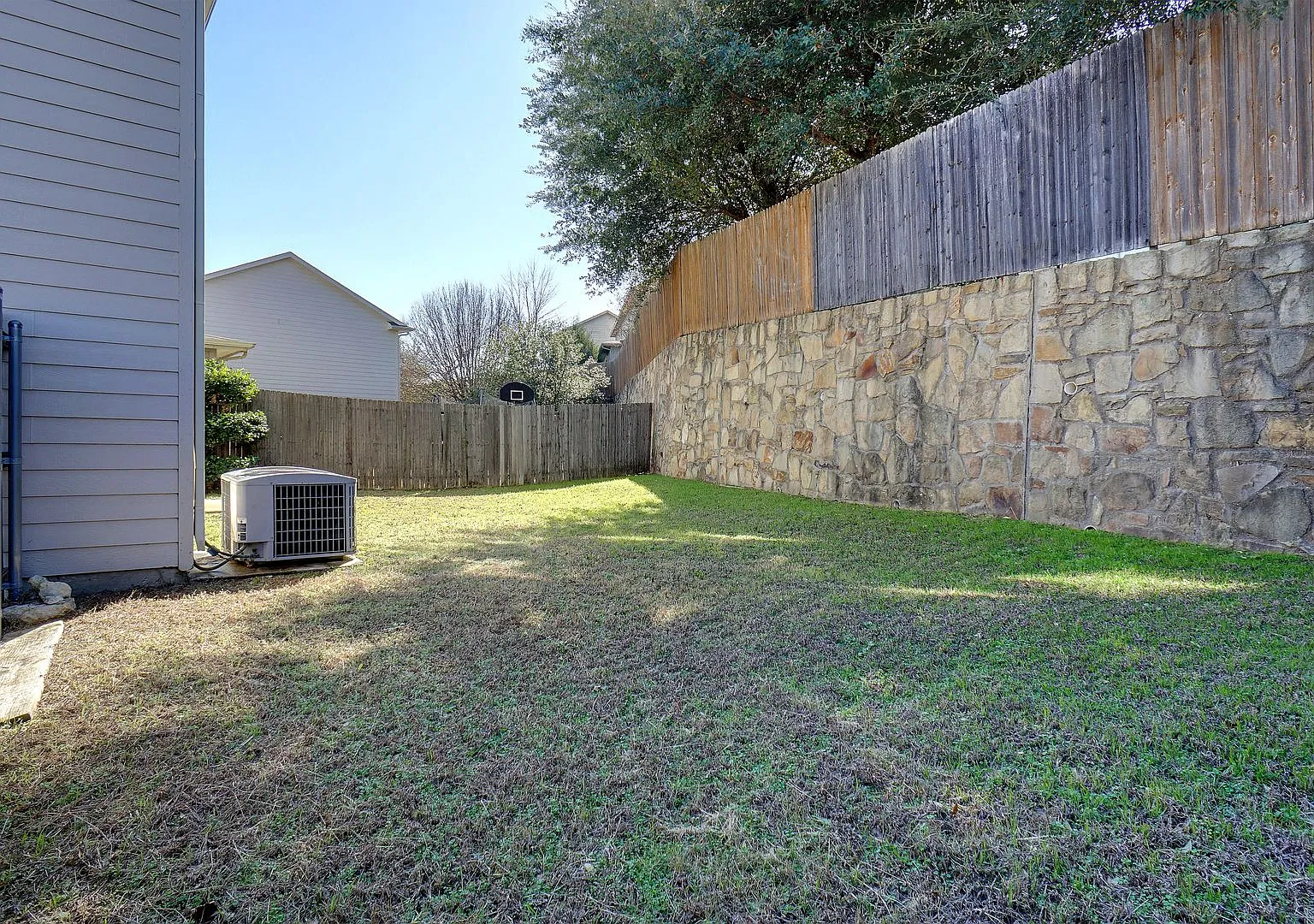 3 Bedroom Duplex — Photo 1