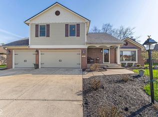 8017 Raindance Trl, Indianapolis, IN