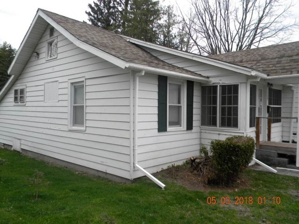 2nd image of 409 North St