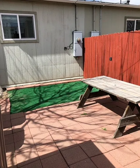 1448 Knox Ct — Photo 10
