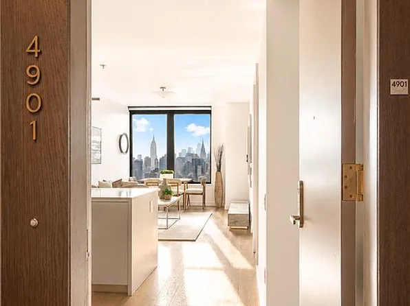 3 Court Sq APT 4901, Long Island City, NY 11101