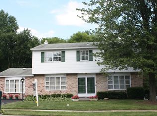 7957 Cross Creek Dr, Glen Burnie, MD 21061