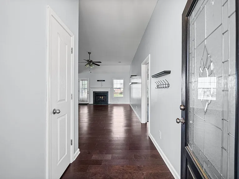 968 Cindy Jo Ct — Photo 4