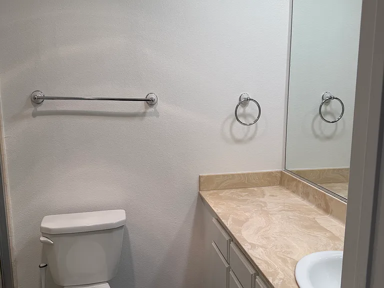 901 S Sherbourne Dr #101 — Photo 19