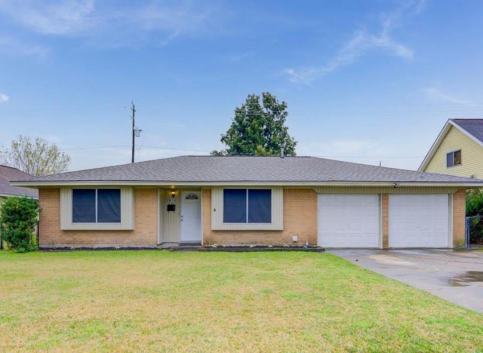 1st image of 2614 Pickerton Dr